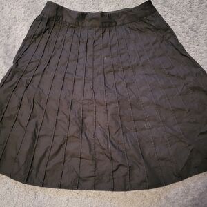 Club Monaco Black Pleated Midi Skirt